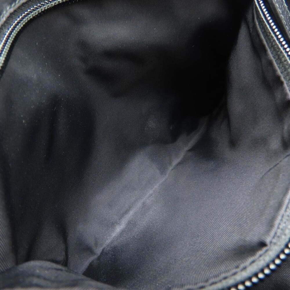 GUCCI Black Leather Shoulder Bag - Picture 10 of 16
